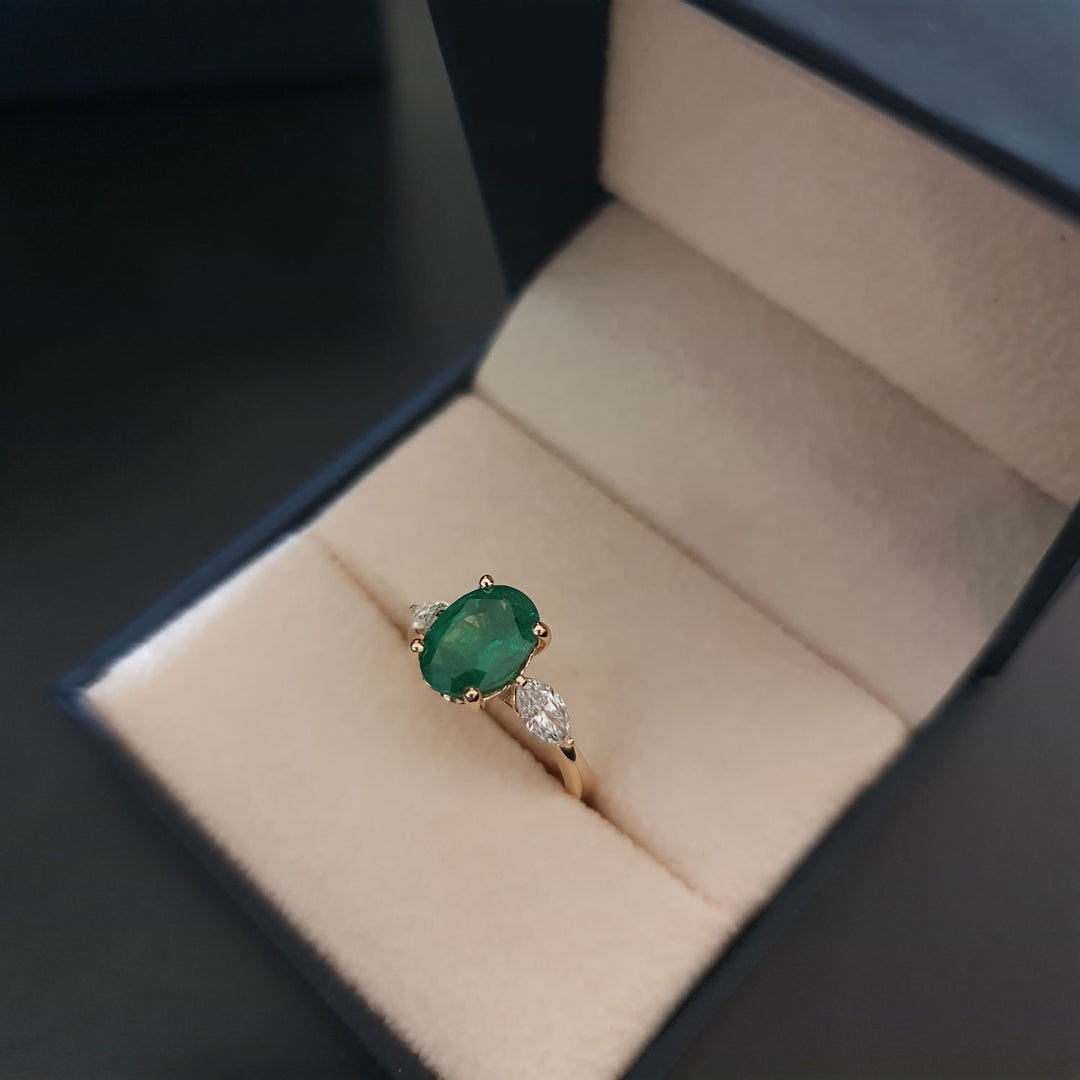 natural emerald ring for women