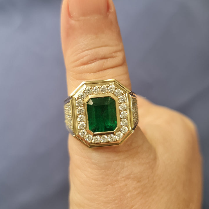 Juventas - Luxury green emerald ring for men, 3.25 carat natural emerald, 1.85 carat natural diamonds