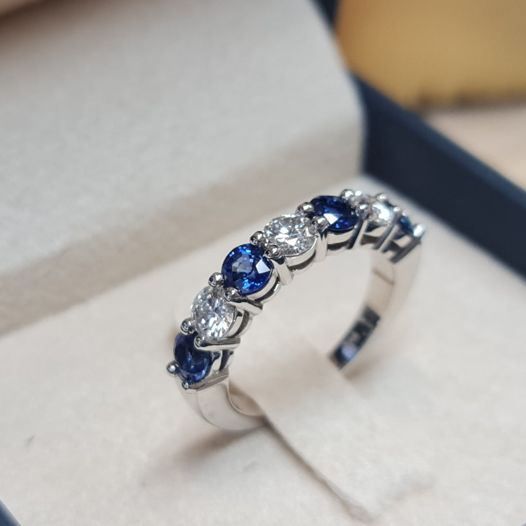 Amphitrite - 1.20 carat Natural Sapphire ring with 0.60 carat natural diamonds