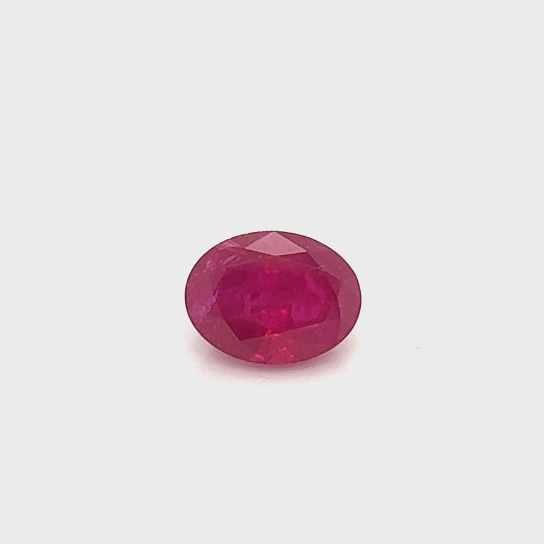 5.65 Carat Red Natural Ruby- Untreated - GUBLIN Certificate