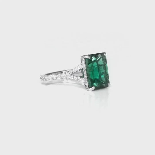 3.00 Carat Baguette Eemerald Ring With 0.40 Carat Natural Ddiamonds