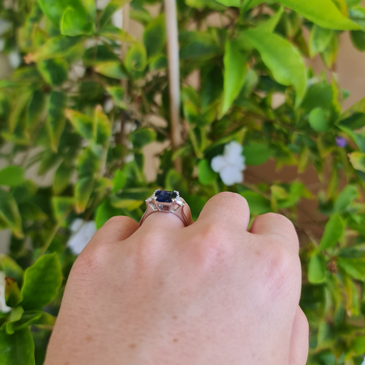 3 stone sapphire ring with diamonds