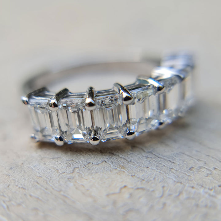 half eternity diamond ring 7 stone emerald cut natural diamonds in white gold