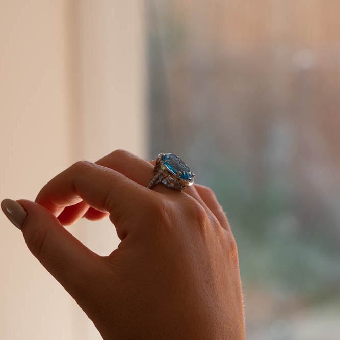 large natural topaz diamond ring hand picture