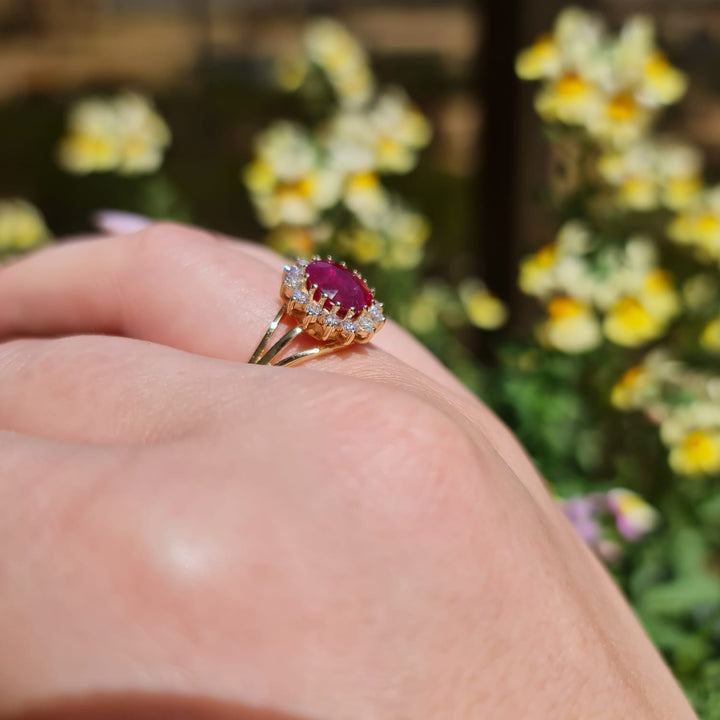 Amedea - 1.75 carat natural ruby ring with 0.47 carat natural diamonds