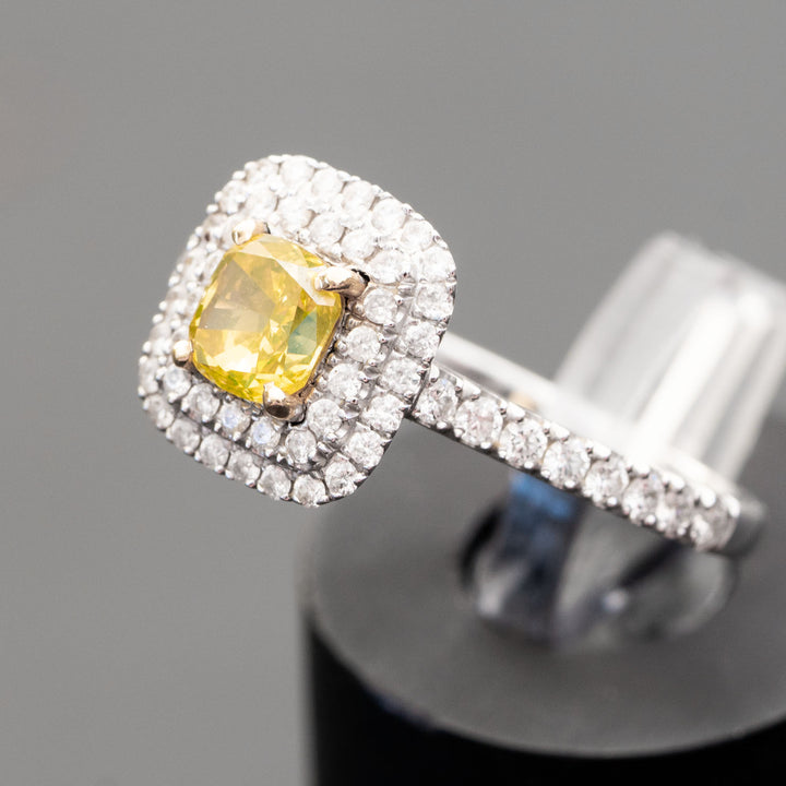 Lucile - GIA certificate - 0.68 carat fancy deep yellow VVS1 natural diamond with 0.46 D-F/VS natural white diamonds