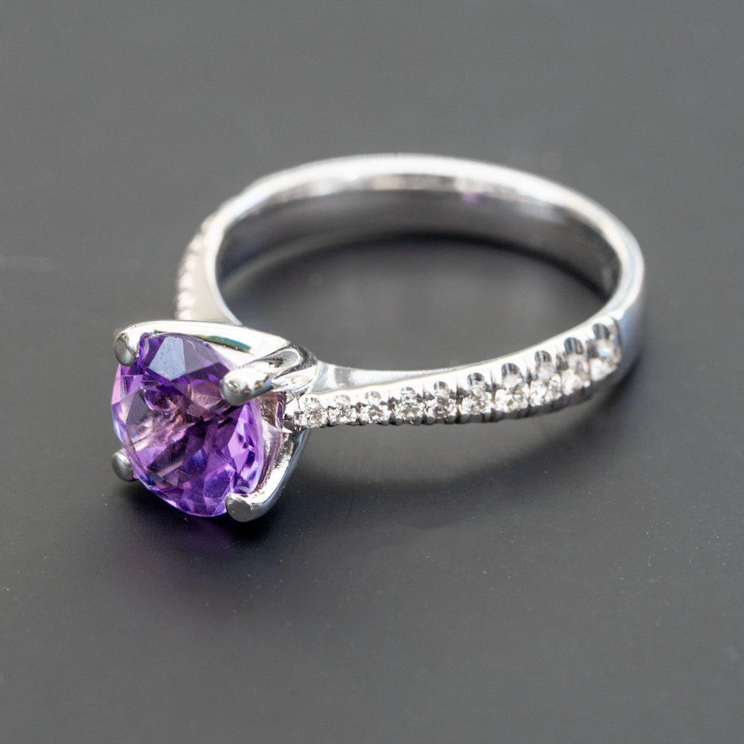 Lilou - 1.61 carat natural Amethyst ring with 0.20 carat natural diamonds