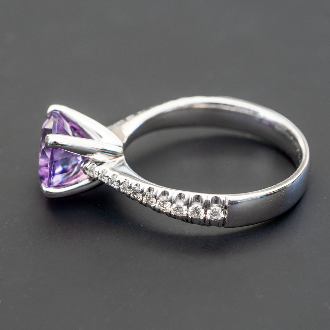 Lilou - 1.61 carat natural Amethyst ring with 0.20 carat natural diamonds