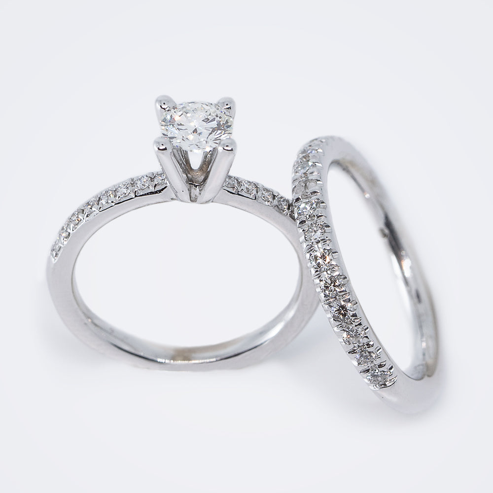 Romi  -  1.38 carat natural diamond ring Color F Clarity SI2