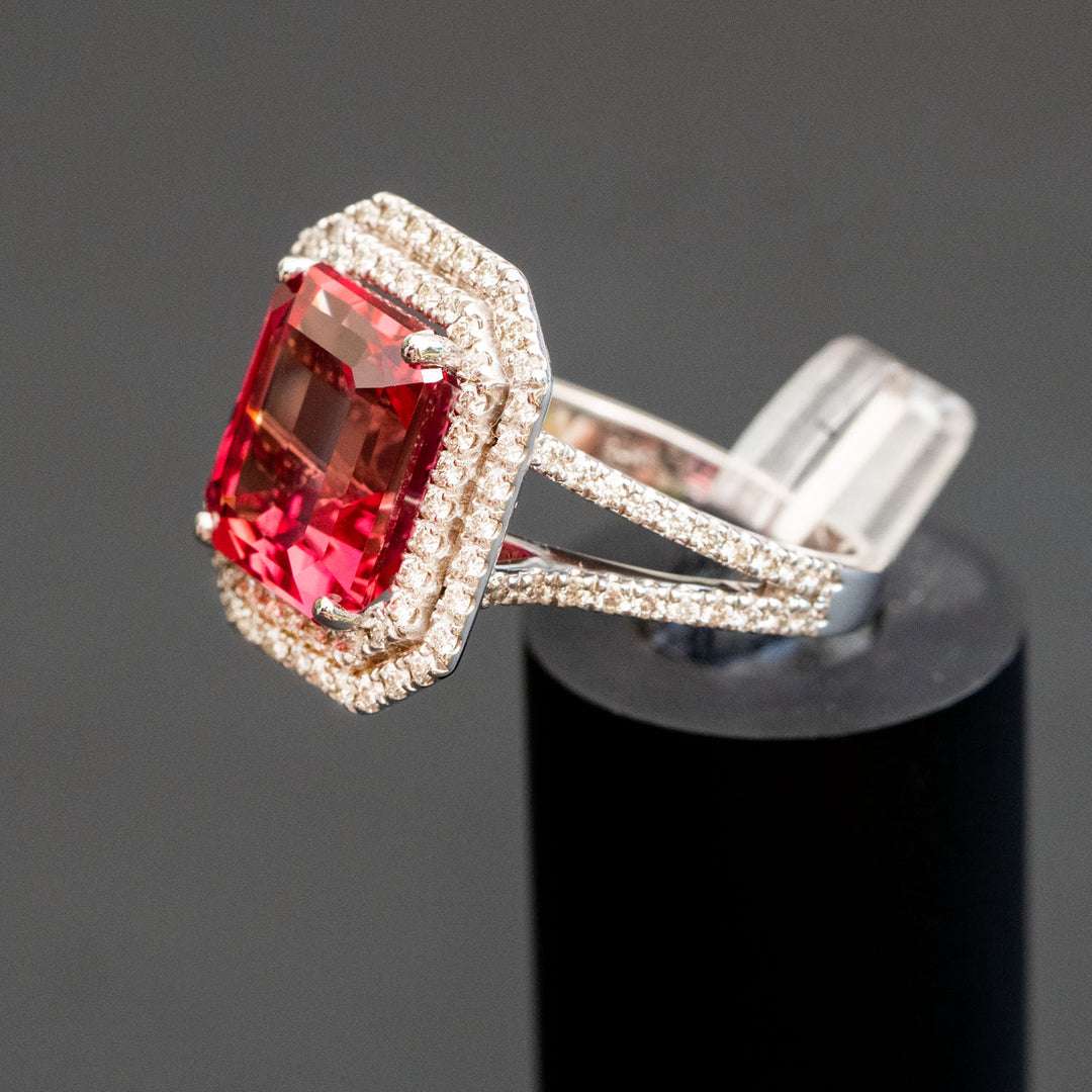 Mathilde - 8.00 carat emerald red sapphire ring with 1.29 carat natural diamonds