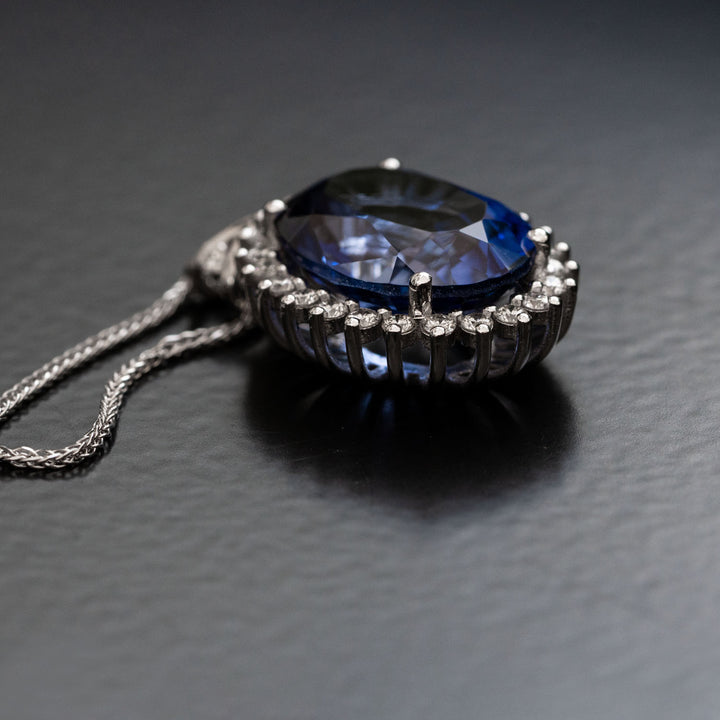 Angela - 15.00 carat oval sapphire pendant with 0.62 carat natural diamonds