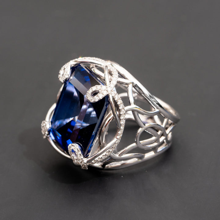 Blaise - 34.24 ct radiant sapphire ring with 0.64 carat natural diamonds