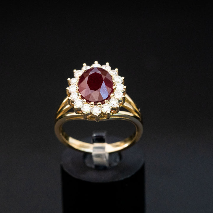 Phoenix - 3.40 carat natural ruby ring with 0.77 carat natural diamonds