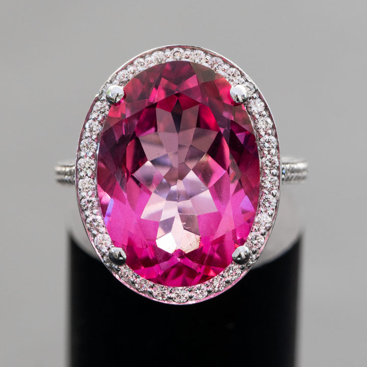 Mélanie - 15.00 carat natural pink topaz ring with 0.46 carat natural diamonds