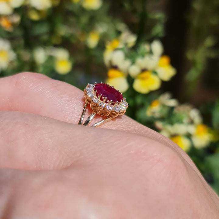 Amedea - 1.75 carat natural ruby ring with 0.47 carat natural diamonds