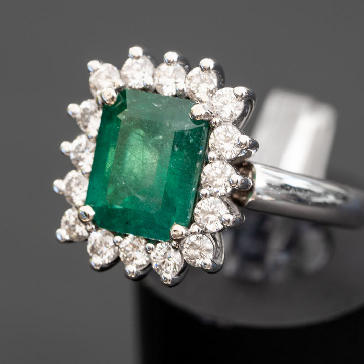 Anne - 2.87 carat natural emerald ring with 0.77 carat natural diamonds