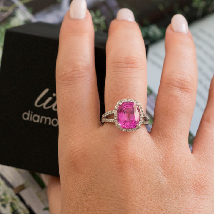 Andrée - 6.50 carat cushion pink sapphire ring with 0.69 carat natural diamonds