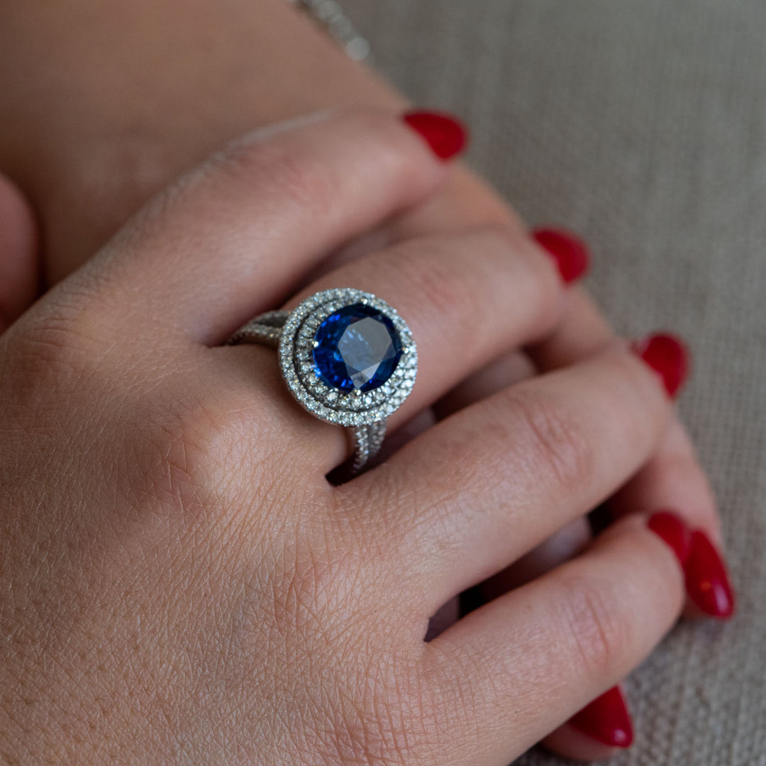 Catherine - 6.00 ct oval sapphire ring with 1.00 carat natural diamonds