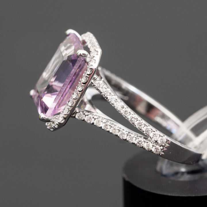 Joanna - 5.30 carat natural Amethyst ring with 0.65 carat natural diamonds