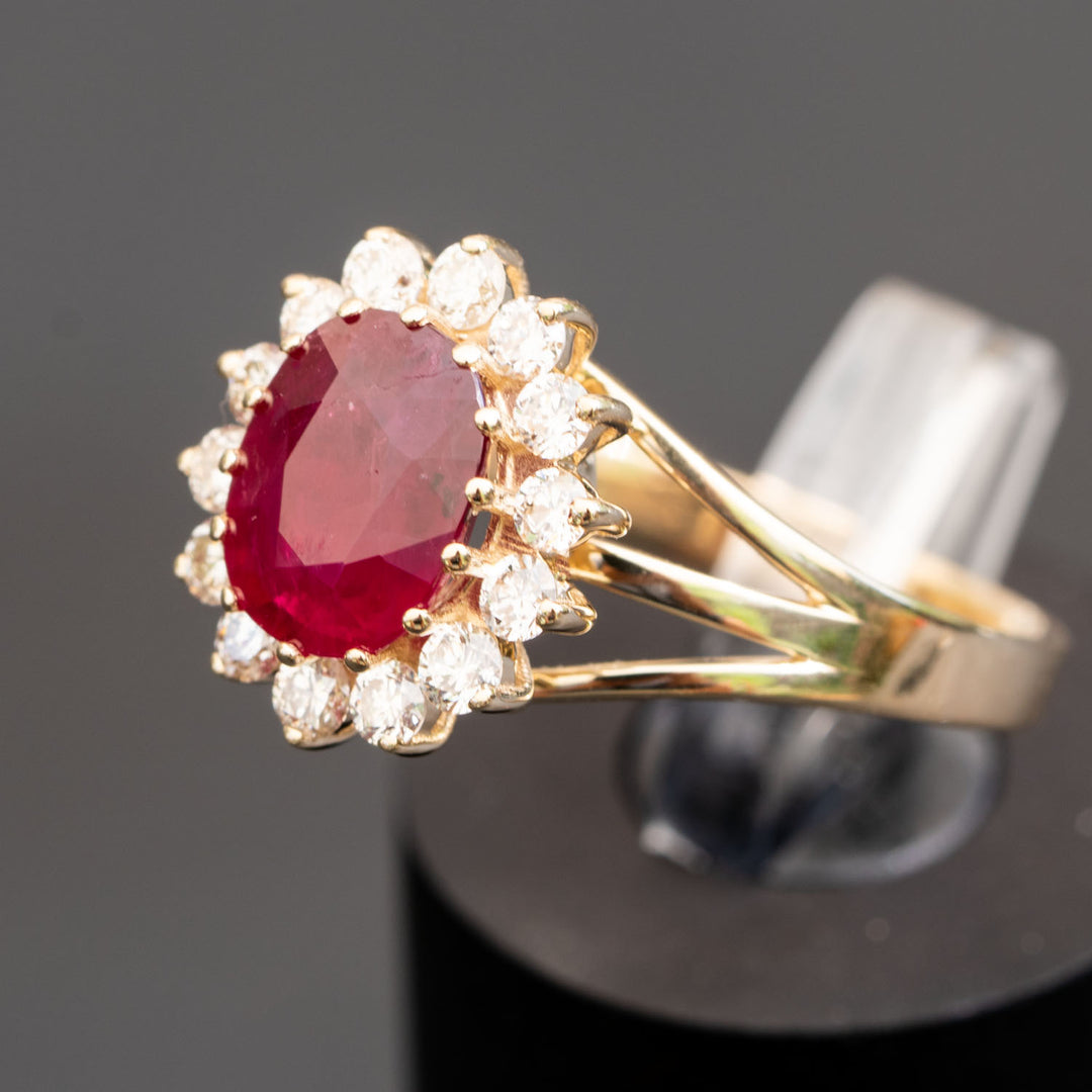 Amedea - 1.75 carat natural ruby ring with 0.47 carat natural diamonds