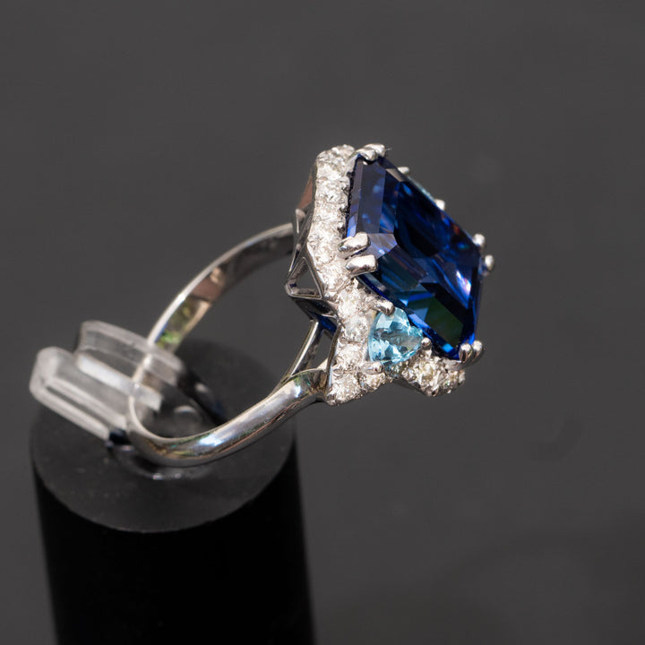 Suzanne - 13.18 carat sapphire ring with 0.80 carat natural diamonds & 0.70 carat topaz