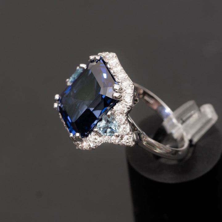 Suzanne - 13.18 carat sapphire ring with 0.80 carat natural diamonds & 0.70 carat topaz